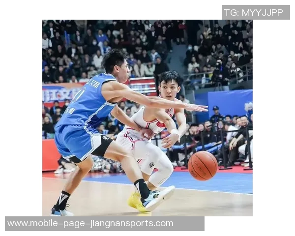 普理查德谈低迷状态下如何通过助攻抢断和篮板帮助队友 普理查德谈低迷状态下如何通过助攻抢断和篮板帮助队友