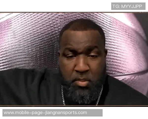 帕金斯谈高个子球员生涯短暂文班独特发展窗口或将不同于常人 帕金斯谈高个子球员生涯短暂文班独特发展窗口或将不同于常人