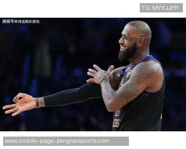 詹姆斯替补引发争议狼王直言3当家表现更佳不应让最佳球员坐板凳 詹姆斯替补引发争议狼王直言3当家表现更佳不应让最佳球员坐板凳